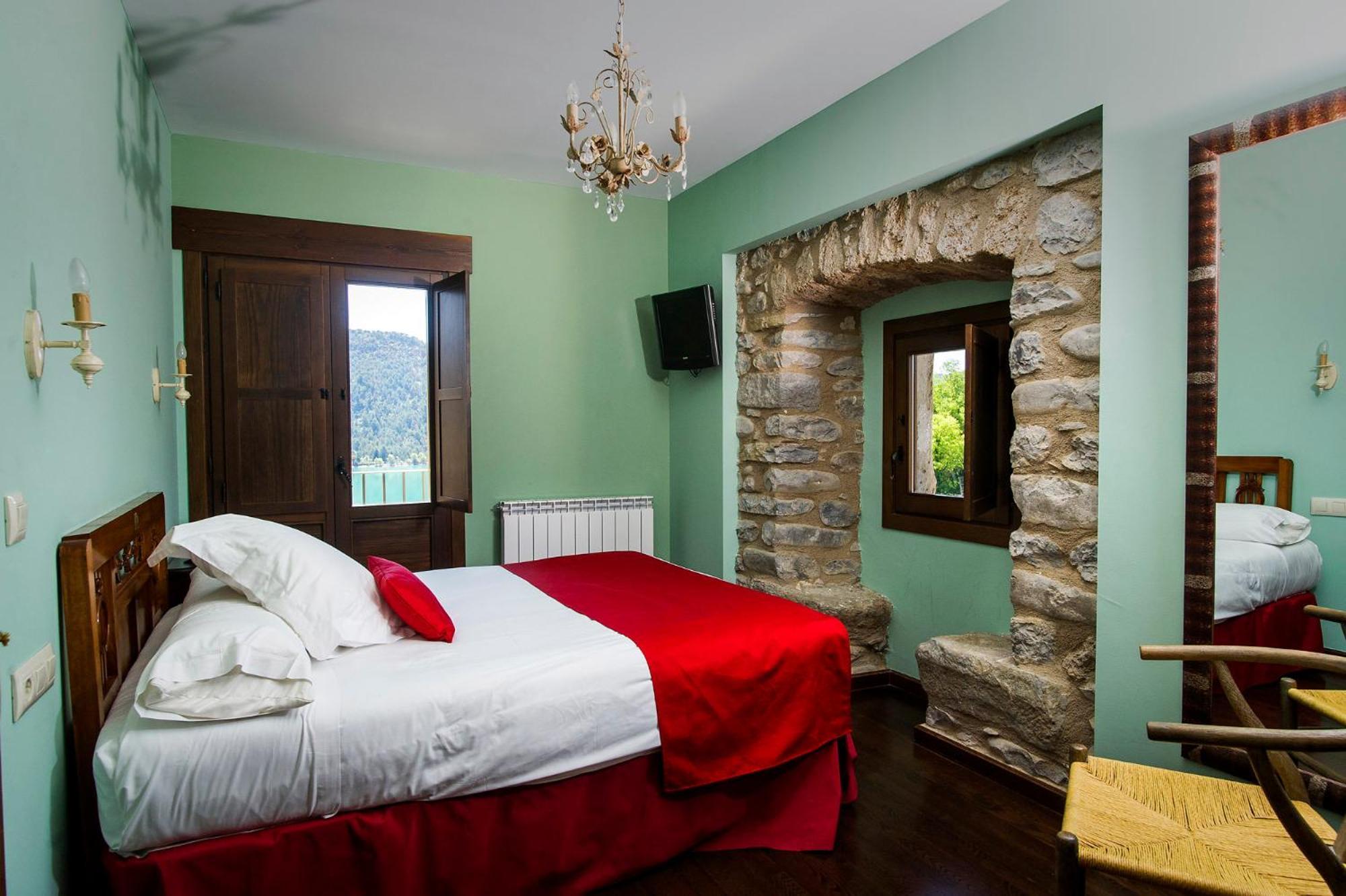 Ligüerre Resort Ligüerre de Cinca Zimmer foto